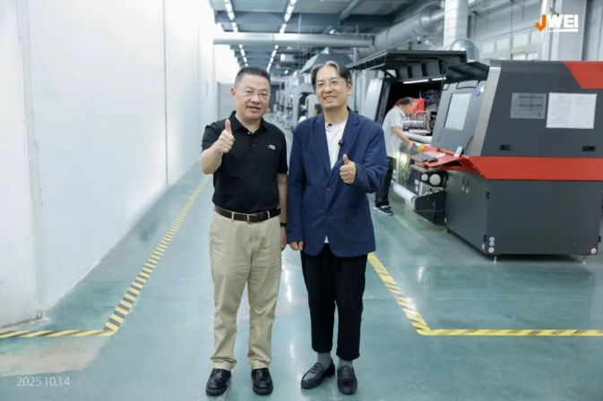 20251104652065.png 46b42840-c9af-4b9f-81b2-a340310e33d5.png